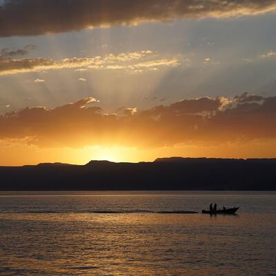 Beach and marina on the Red Sea, Aqaba, Jordan (photo 2)