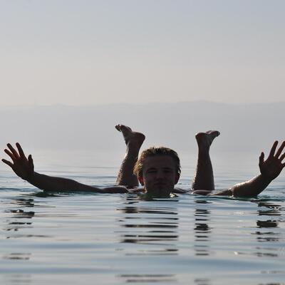 Effortless floating in the hyper-saline Dead Sea, Jordan (photo 3)