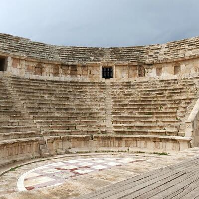 Colonnaded Cardo Maximus street, Jerash, Jordan (photo 3)