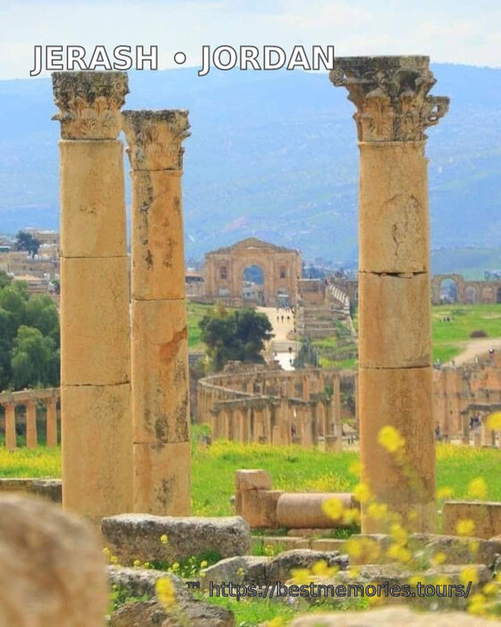 Roman columns and Hadrian's Arch in Jerash, Jordan
